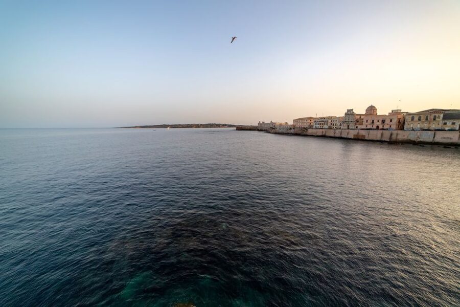 Syracuse: Highlights of Ortigia Guided Walking Tour - Logistics that actually matter: time, tickets, and what to pack