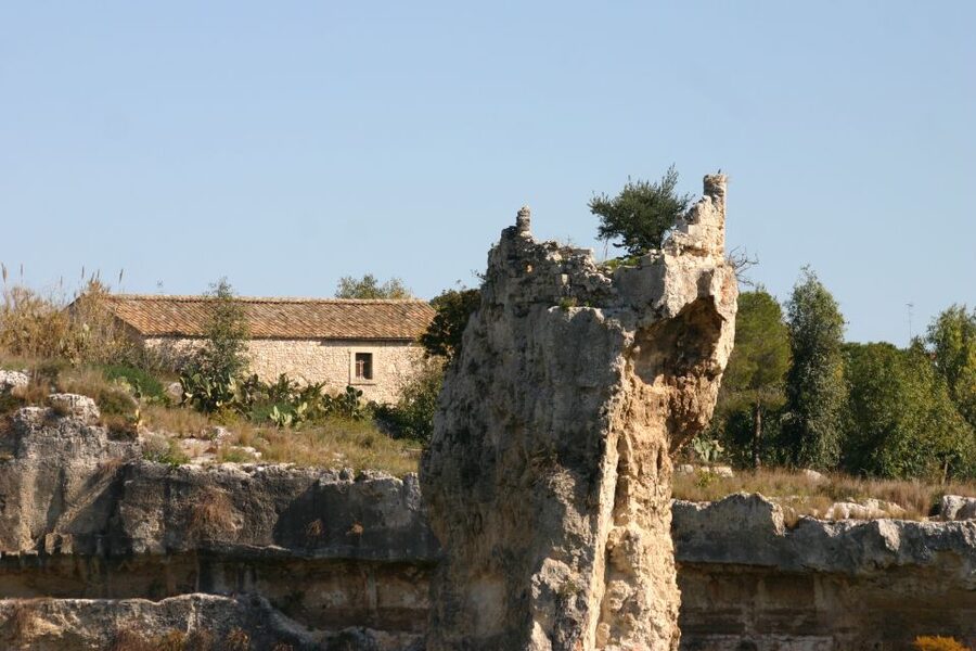 Syracuse: Neapolis Archaeological Park Small Group Tour - Timing, Weather, and How to Prepare for 1.5 Hours