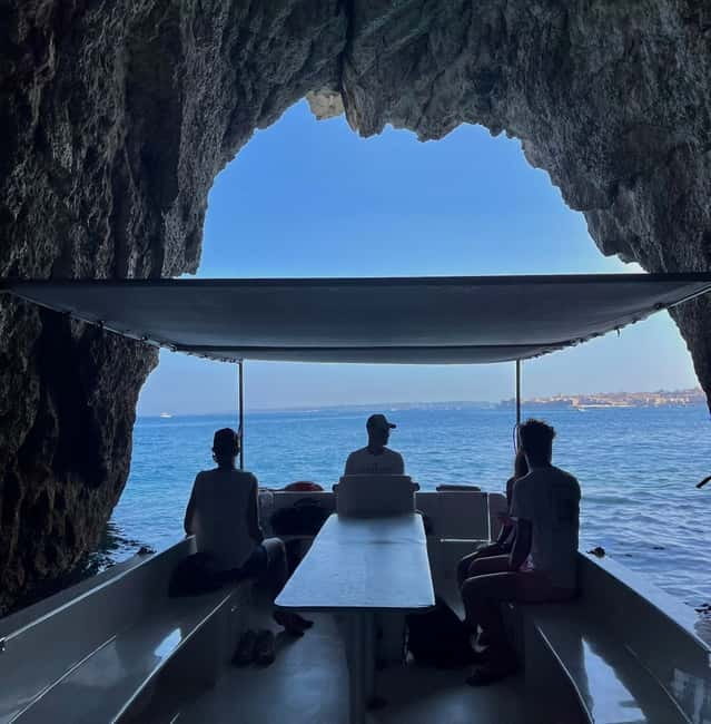 Syracuse: Ortigia Island and Sea Caves Boat Tour with Drinks - Key things to know before you go