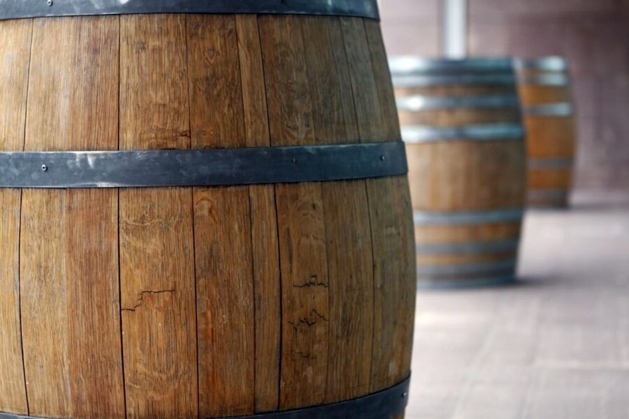 Taormina: Guided Etna Wine Tasting Half-Day Tour - Getting Picked Up on Etna Time: Where You Meet the Bus
