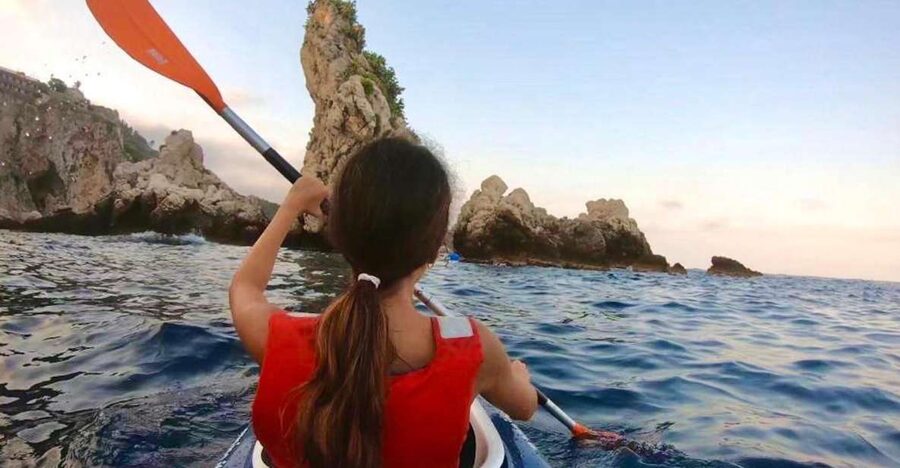 Taormina: Kayak Coastal Tour to Isola Bella and Blue Grotto - The Paddle Plan: A Circular Route Around the Bay