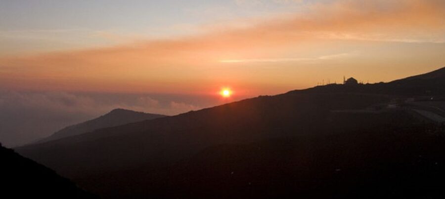 Taormina: Mount Etna Sunset Tour with Cave Visit and Tasting - Winery stop and tastings: local produce that tastes like place