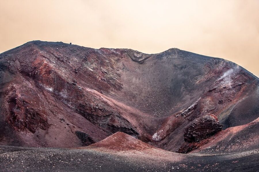 Taormina: Mount Etna Sunset Tour with Cave Visit and Tasting - The Silvestri craters sunset: the reason you came