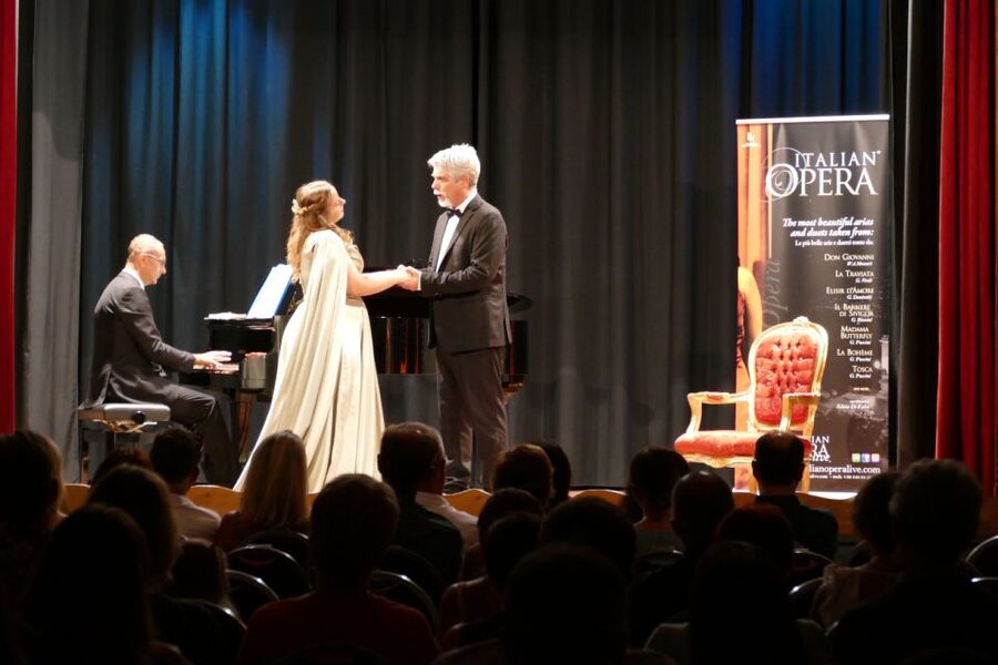 Taormina: Opera Performance in the Nazarena Theater - Your 1.5-Hour Program: Famous Arias and Duets, Without the Long Haul