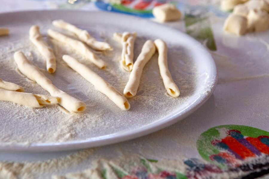 Taormina: Sicilian Cooking Class & Market Tour - Key points worth your time