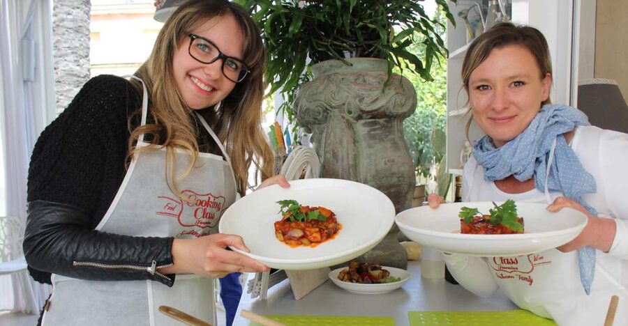 Taormina: Sicilian Cooking Class & Market Tour - Back at the restaurant: the chef’s pacing and the coffee pause
