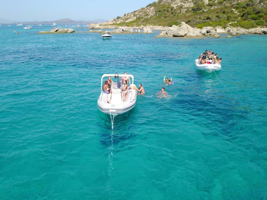 Tavolara: 5 Islands tour from San Teodoro's beach - Isola Piana and the Sassi Piatti: more rock art in the sea