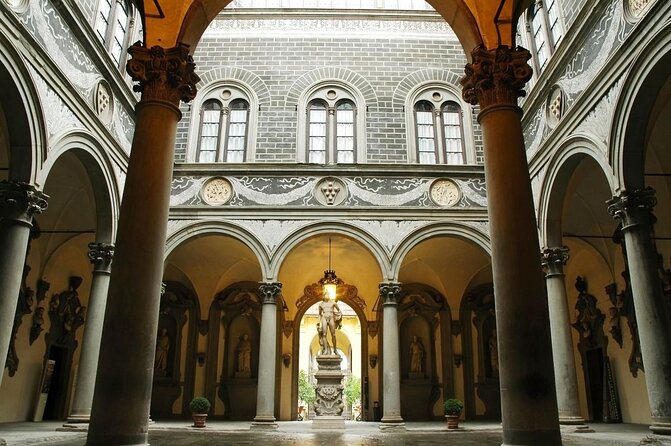 The Best tour in Florence: Renaissance & Medici Tales - guided by a STORYTELLER - Key highlights you will feel on the walk