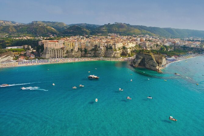 Tour of the Costa degli Dei by boat, 3 hours with aperitif included - Meeting point in Tropea, and what the boat experience feels like