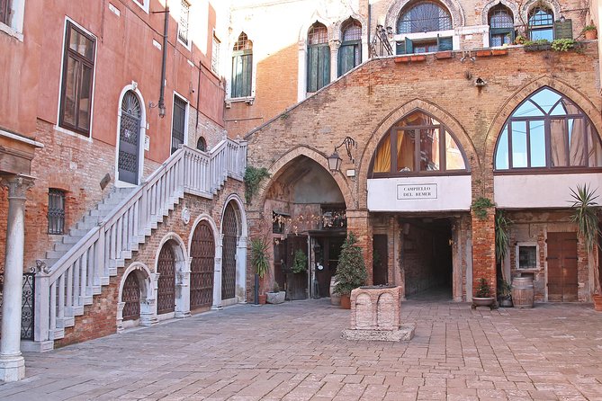 Tour of The Real Hidden Venice - Ponte Chiodo: The Original Bridge of the Venetian Republic