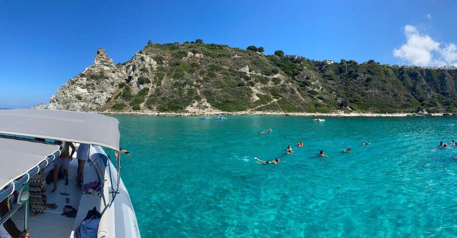 Tropea: Capo Vaticano Boat Trip with Snorkeling & Drink - Coast of the Gods views: Saint Mary dell’Isola and cliffside Tropea