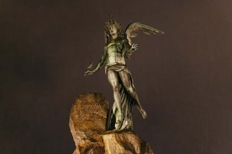 Turin: Magic Guided Tour - Piazza Statuto: The Heart of Darkness Start