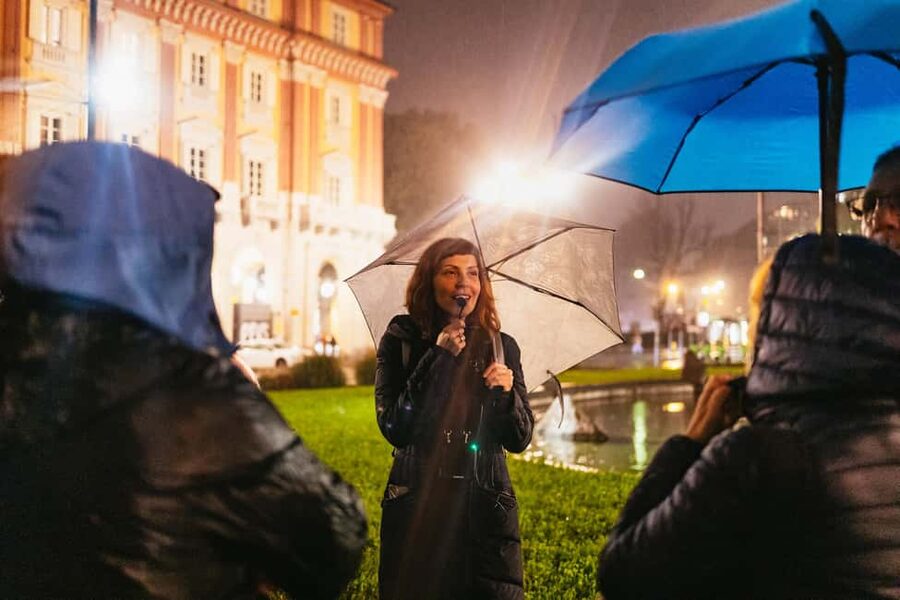 Turin: Magic Guided Tour - The Bus Ride, Plus the Clues You Get on Foot