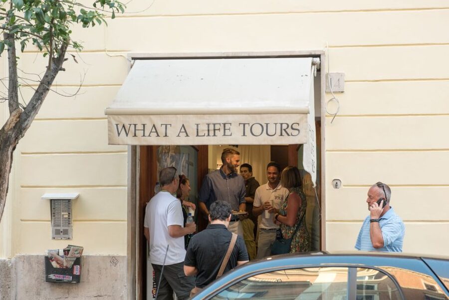 Vatican: Early Entry to Museums, Sistine Chapel & St Peter's - The Start Point on Via Santamaura: Where It Goes Right