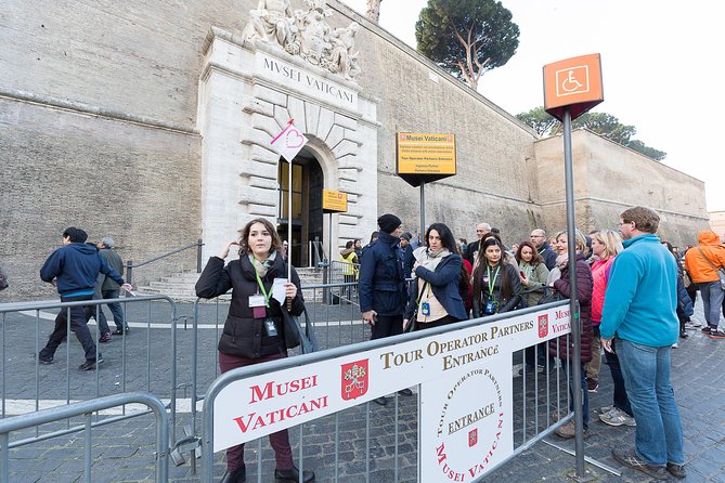 Vatican Museums and Sistine Chapel Fast-Track Tour - Museo Pio Clementino: Roman and Greek Art in 12 Rooms