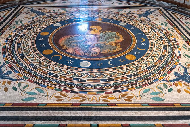Vatican Museums, Sistine Chapel and St. Peter's Basilica Tour - St. Peter’s Basilica priority access, plus the quick famous stops