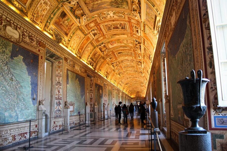 Vatican Museums, Sistine Chapel and St. Peter's Guided Tour - Sistine Chapel: Time to Look, Not Just Look At It