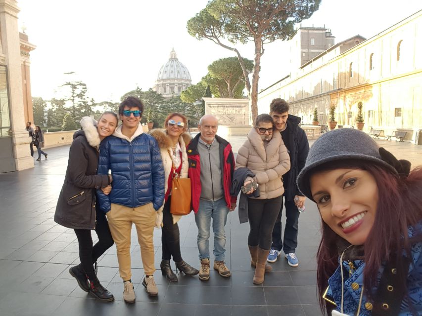 Vatican Museums: Sistine Chapel and St. Peter's Tour - Guides and the kind of explanations that land