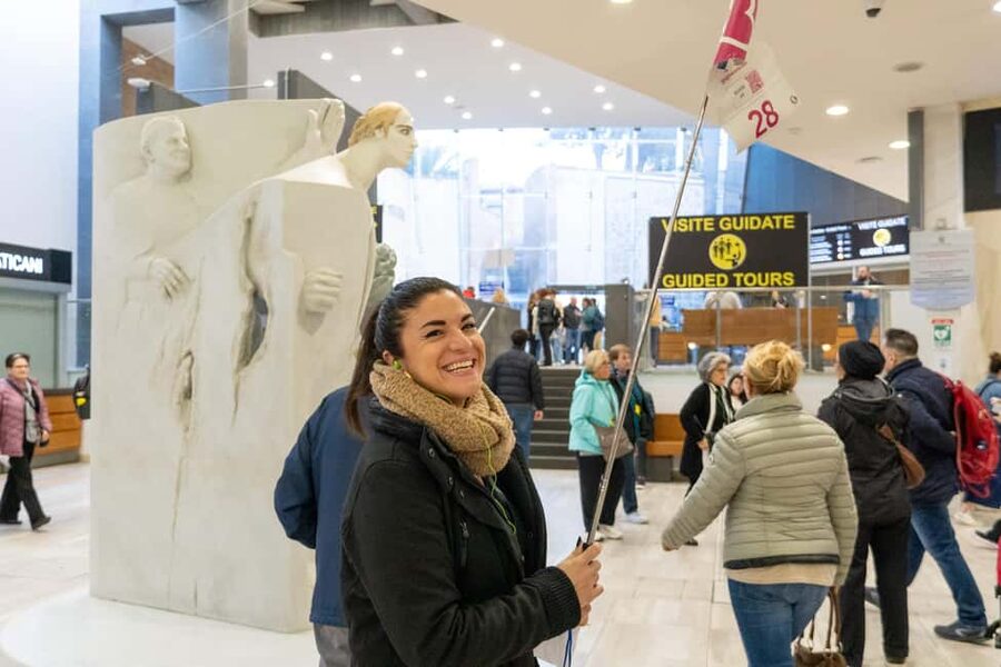 Vatican Museums & Sistine Chapel Skip-the-Ticket-Line Tour - Cortile del Belvedere: your orientation stop before the art rush