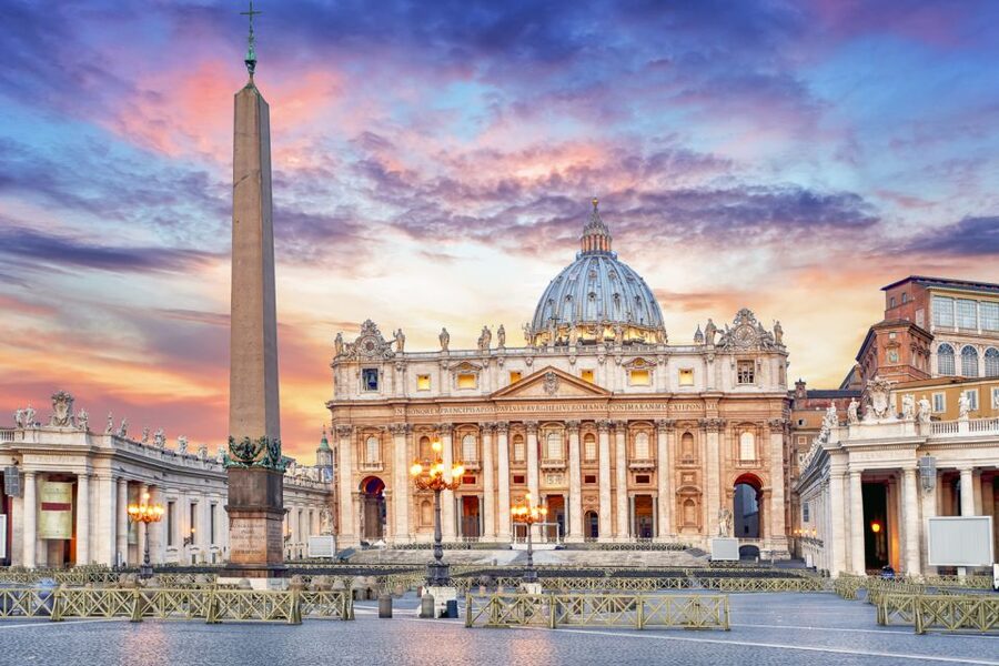 Vatican Museums, Sistine Chapel & St Peter's Basilica Tour - What This Tour Feels Like in the Real World