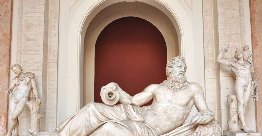 Vatican Museums, Sistine Chapel & St Peter's Basilica Tour - Why the Gallery of Tapestries and Maps Matter