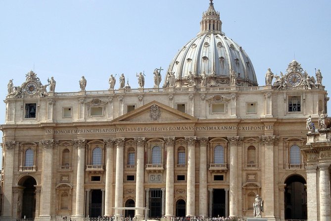 Vatican Museums Sistine Chapel Tour with access to St Peter - Raphael Rooms (Stanze di Raffaello): the smartest backup plan