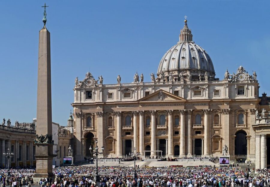 Vatican: Papal Audience and St. Peter's Basilica Guided Tour - Key things to know before you go