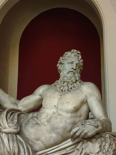 Vatican: Priority Entry to Vatican Museums an Sistine Chapel - Belvedere Apollo and Belvedere Torso: why Michelangelo fans care