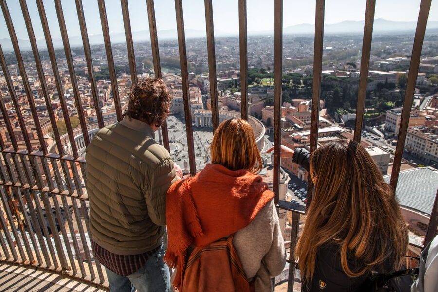 Vatican: St. Peter’s Basilica, Dome Climb & Papal Tombs Tour - What to wear and bring for a smoother Vatican morning