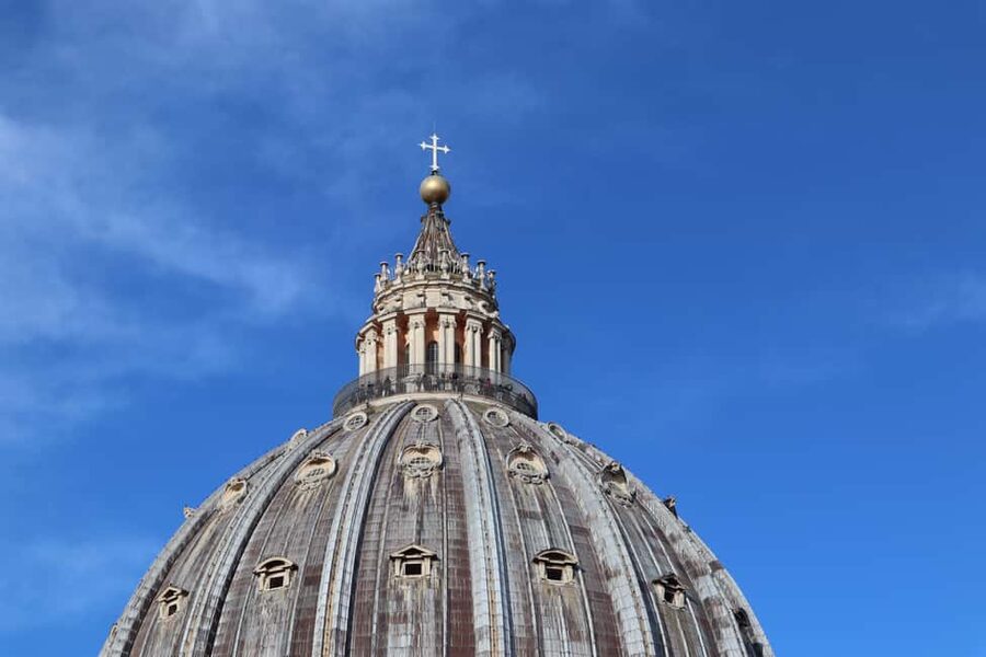 Vatican: St. Peter’s Basilica & Dome Ticket with Audioguide - The summit viewpoint: what you should actually do up top