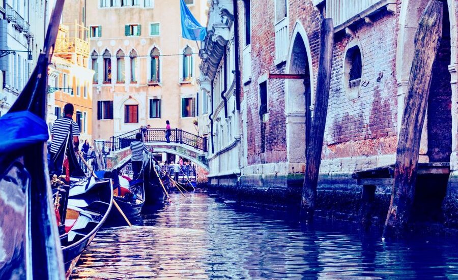 Venice: 30-Minute Gondola Ride on Grand Canal with Serenade - Key Things I’d Watch For