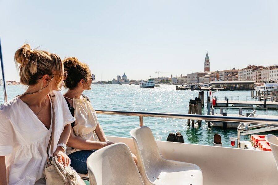 Venice: Burano, Torcello & Murano Boat Tour w/Glassblowing - Key Things to Know Before You Go
