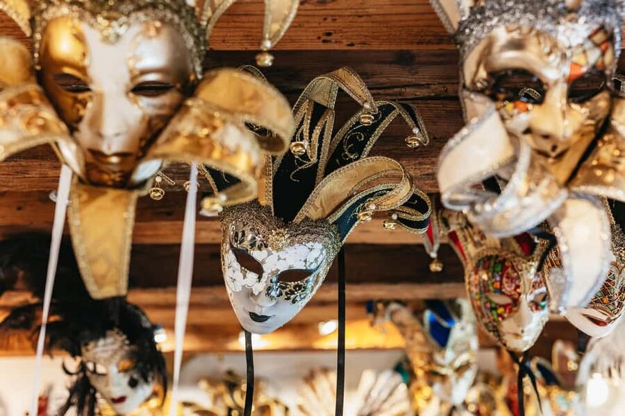 Venice: Carnival Mask Workshop - Who Should Book This Workshop (And Who Might Find It Frustrating)
