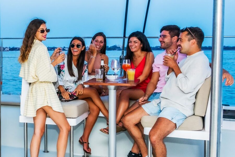 Venice: Catamaran Sunset Jazz Cruise with Aperitivo - Comfort, space, and the rules that affect your trip