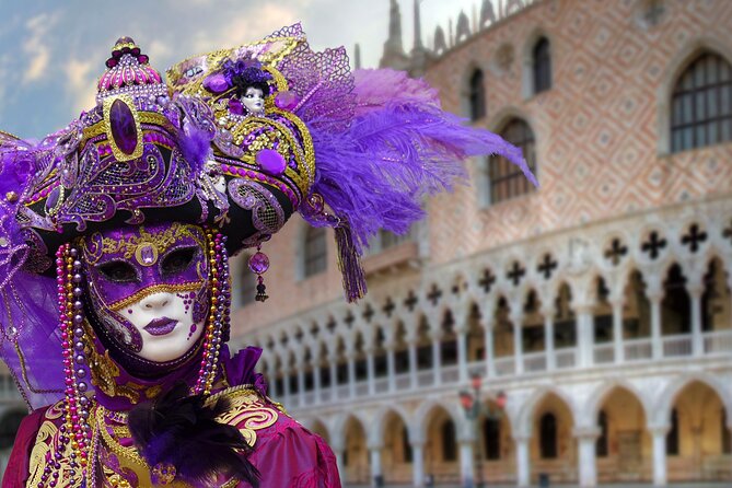 Venice: Doge's Palace and St. Mark's Basilica Guided Tour - Practical notes before you go: dress, bags, and Venice’s access fee