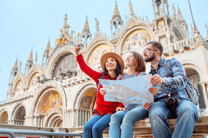 Venice: Doge's Palace and St. Mark's Basilica Guided Tour - St. Mark’s Basilica: mosaics, crossed cultures, and the dress-code reality