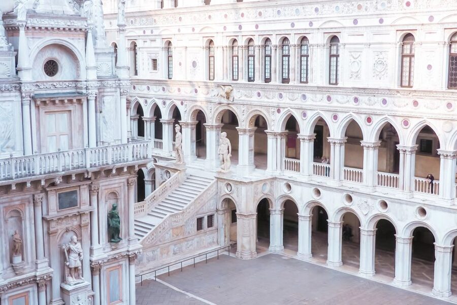 Venice: Doge's Palace and St. Mark's Basilica Tour - How the Palace Prison Visit Changes the Mood