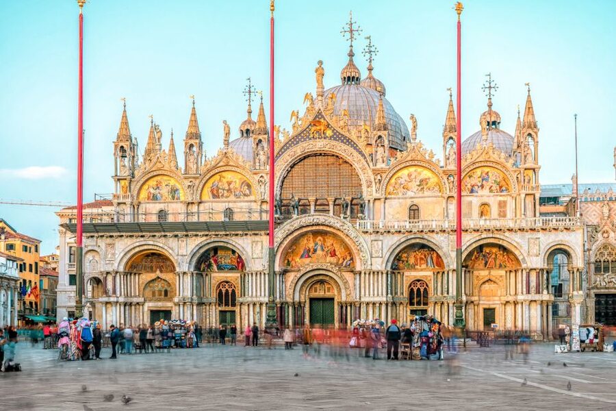 Venice: Doge's Palace and St. Mark's Basilica Tour - Crossing the Bridge of Sighs With Real Context