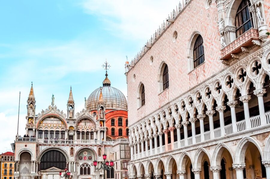 Venice: Doge's Palace and St. Mark's Basilica Tour - First Stop: Doge’s Palace Halls Where Venice Ran the Show