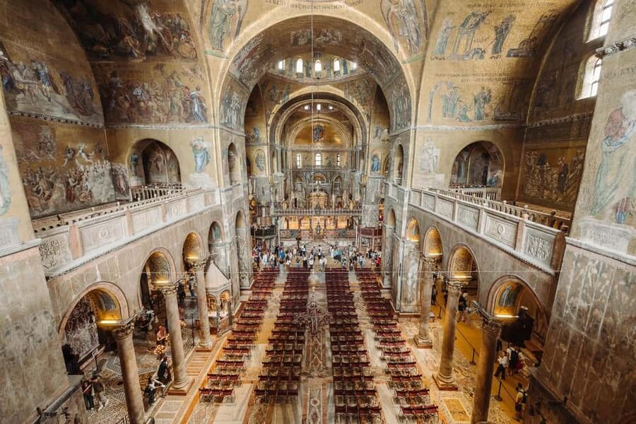 Venice: Doge's Palace & St Mark's Tour with Upgrade Option - Doge’s Palace to the Bridge of Sighs: Power, Prison, and the Casanova Thread
