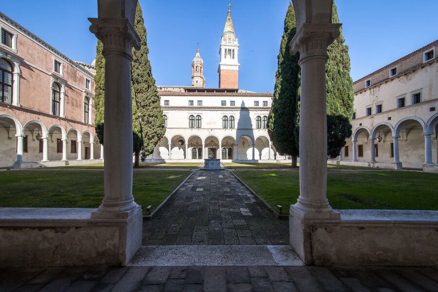 Venice: Explore San Giorgio Island with Ticket & Audio Guide - Vatican Chapels: walking the wood and learning 10 design stories