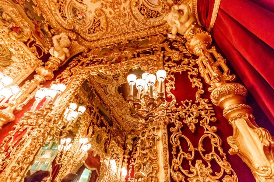 Venice: La Fenice Opera House Entry Ticket with Audio Guide - Auditorium time: seats, sightlines, and the royal box feeling