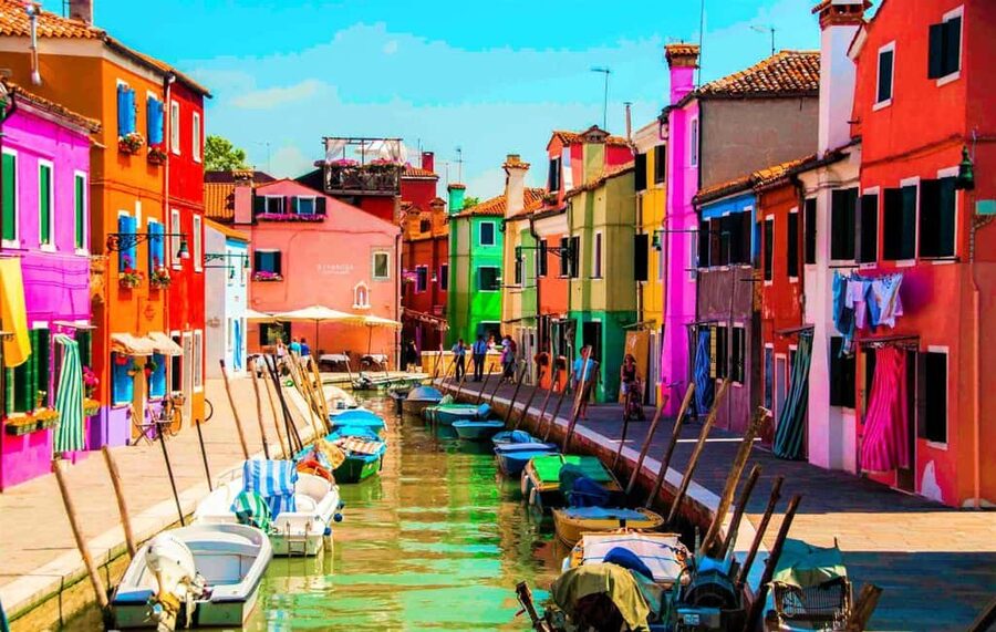 Venice: Murano and Burano Half-Day Lagoon Trip - Tips to make the half-day run smoother