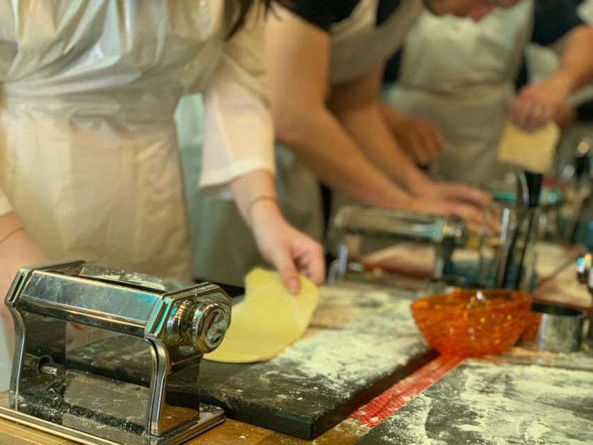 Venice: Pasta and Tiramisu Cooking Class with Wine - Why This Venice Cooking Class Beats Another Sightseeing Hour