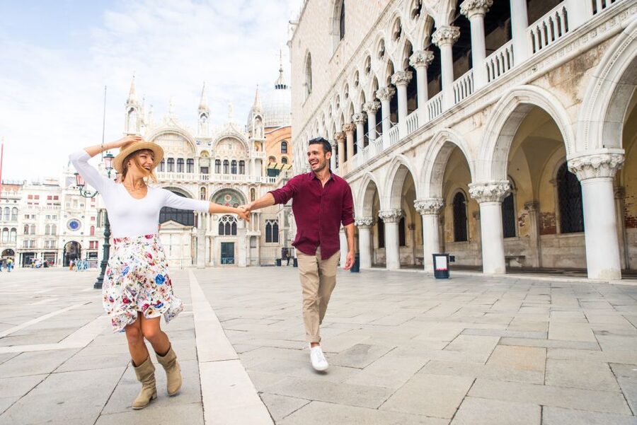 Venice: Photoshoot at Piazza San Marco and the Canals - Starting at Caffè Florian, then heading for the best photo angles
