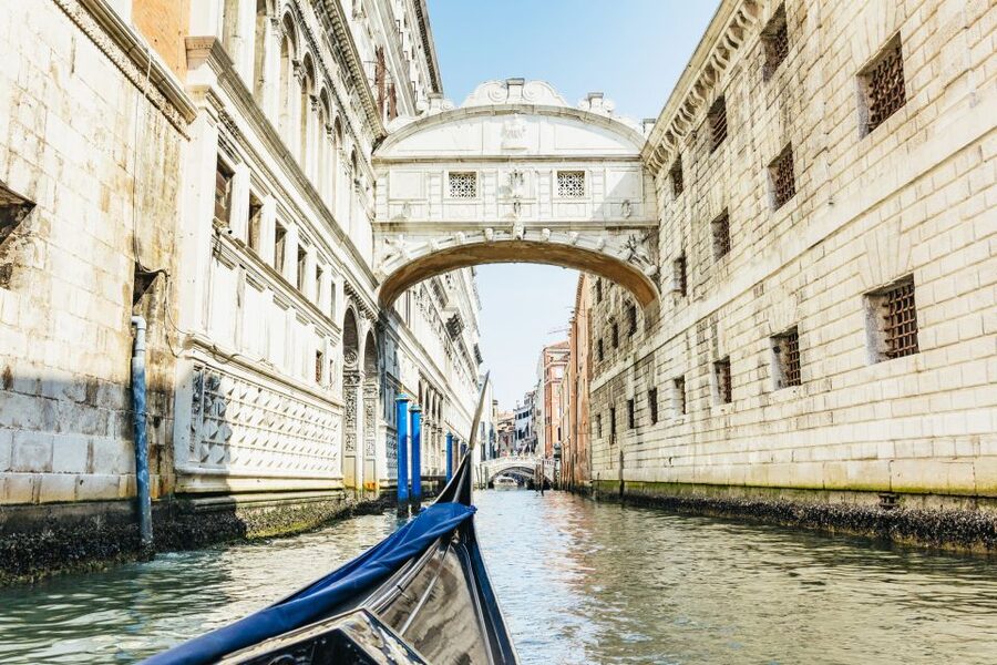 Venice: Private Gondola Ride along Grand Canal - Gondola Gallery: what included means in real terms