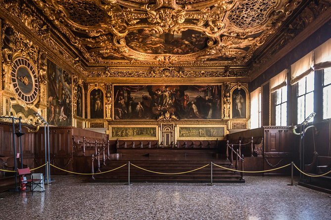 Venice's Best: Basilica, Doge's Palace, Gondola & History Gallery - Skip-the-line at Piazza San Marco: where the day starts (and why it matters)