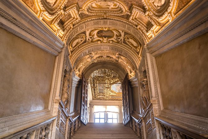 Venice's Best: Basilica, Doge's Palace, Gondola & History Gallery - Price and value: why 129.40 can be a good deal, if you care about guidance