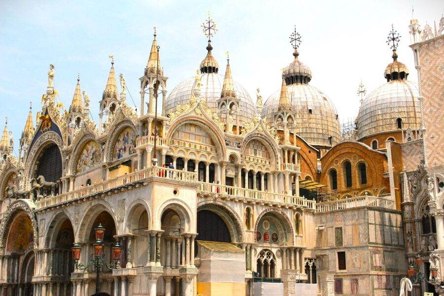 Venice: St. Mark’s Basilica Ticket with Host and Audioguide - The audioguide on your phone: what you need and how to prepare