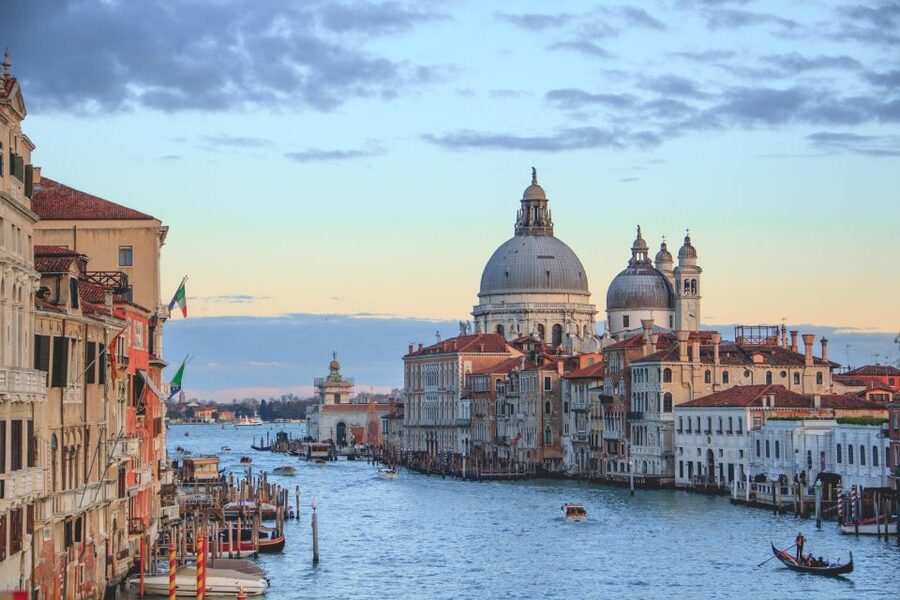 Venice: St. Mark's Basilica Tour with Doge's Palace Option - Bridge of Sighs and the prisons story, including Casanova
